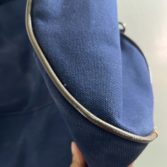 Grosvenor Elegant Blue and Brown Men's Duffel Bag - Picture 11 of 13